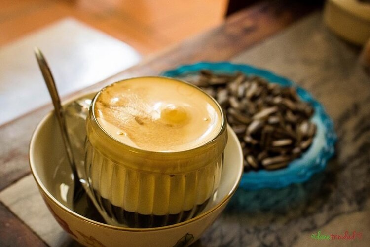 Dónde comer y beber en Hanoi: una taza de café con huevo