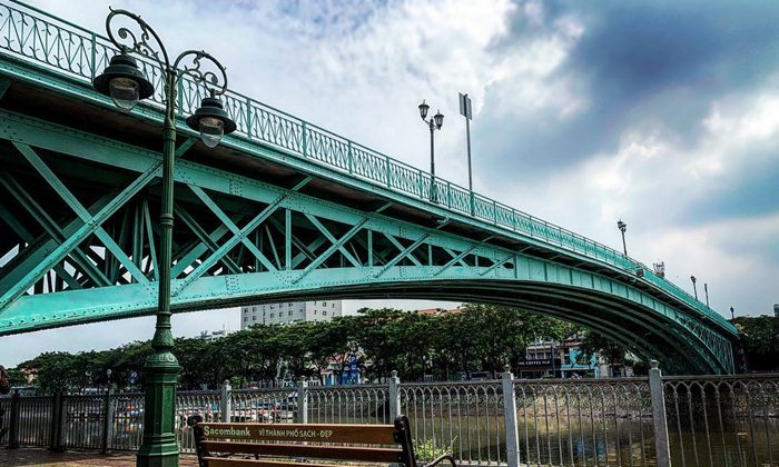 Puente de Mong en Saigón