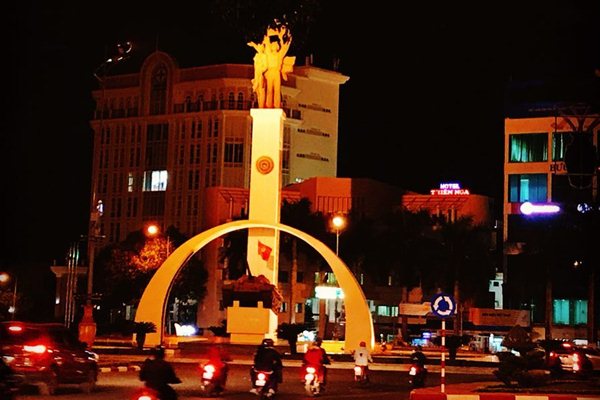 Monumento de la victoria en Buon Ma Thuot